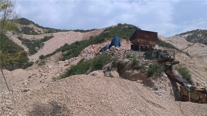 回收中山大量回收不銹鋼邊料價格:電議福永廢錫回收錫錠錫膏回收價格